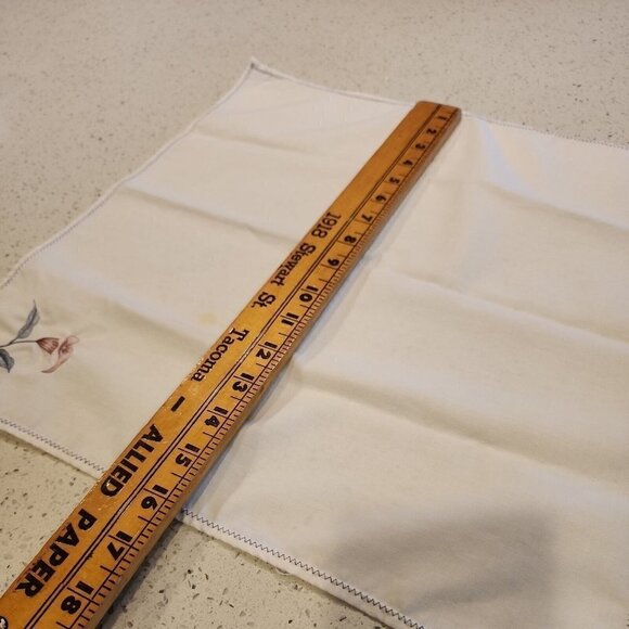 Vintage Embroidered Cross Stitch Tablecloth 116”x66” with 12 Matching Napkins - Picture 10 of 11